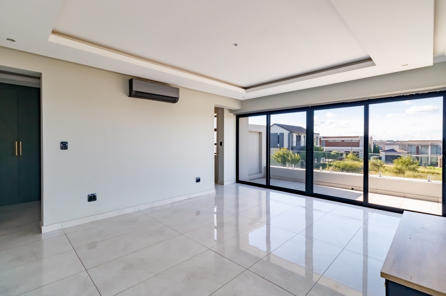 7 Bedroom Property for Sale in Midstream Estate Gauteng