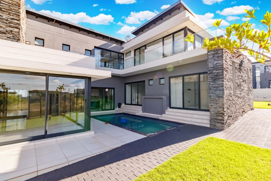 7 Bedroom Property for Sale in Midstream Estate Gauteng