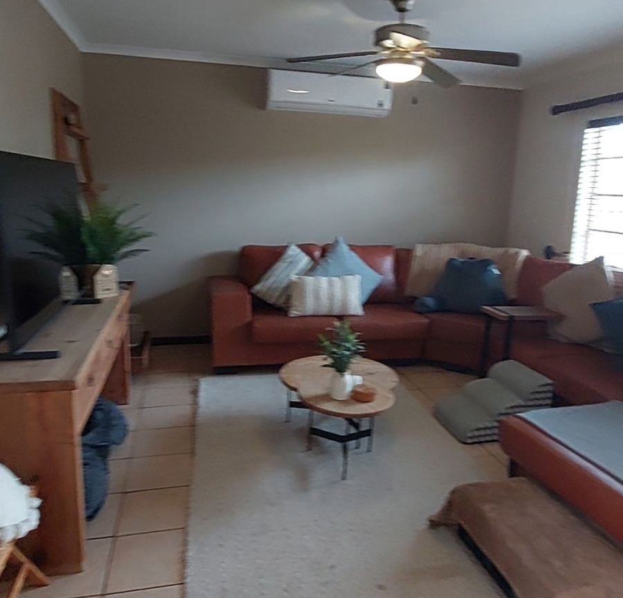 3 Bedroom Property for Sale in Eldoraigne Gauteng