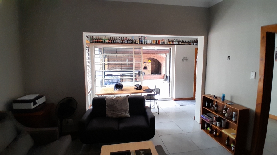 6 Bedroom Property for Sale in Riviera Gauteng