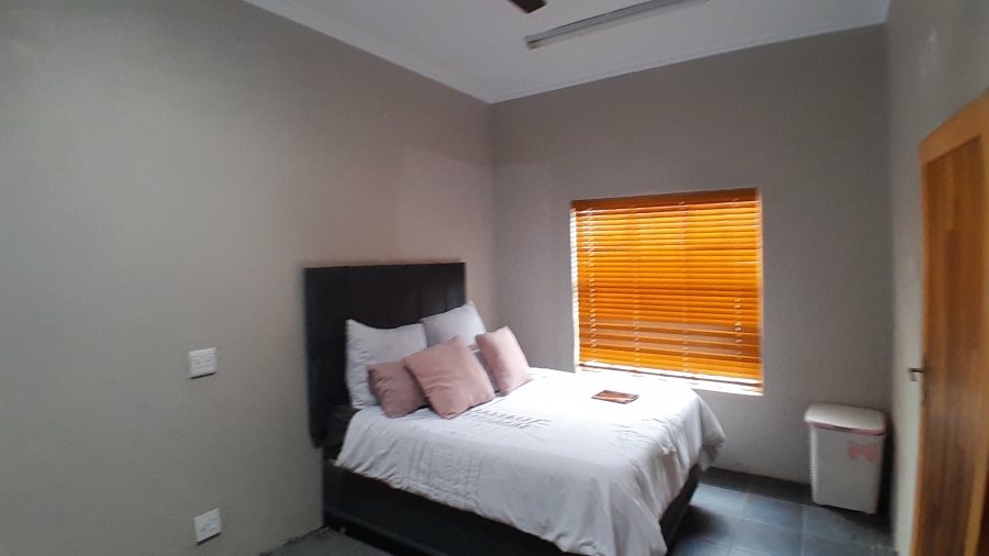 6 Bedroom Property for Sale in Riviera Gauteng