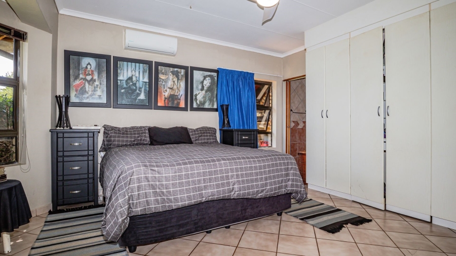 4 Bedroom Property for Sale in Pebble Rock Golf Village Gauteng