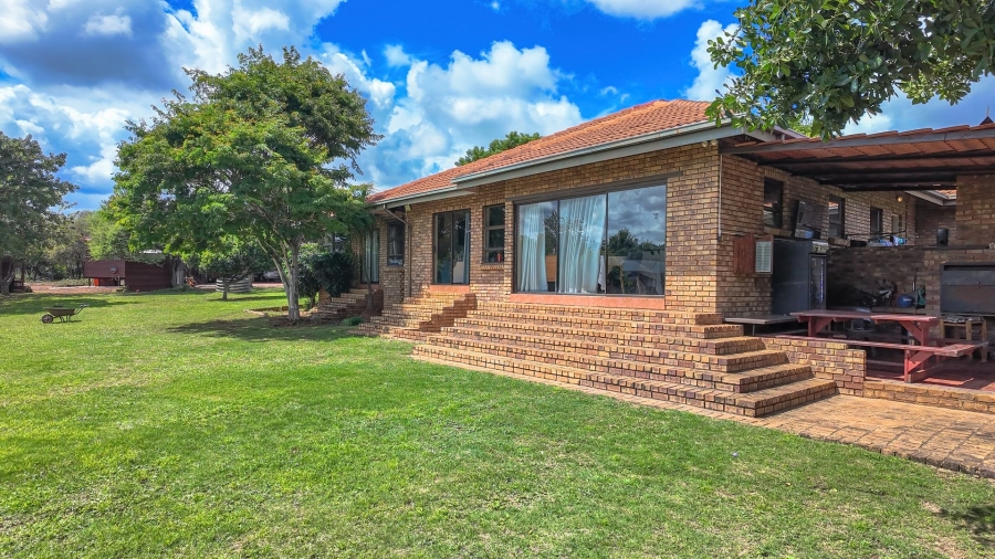 4 Bedroom Property for Sale in Pebble Rock Golf Village Gauteng