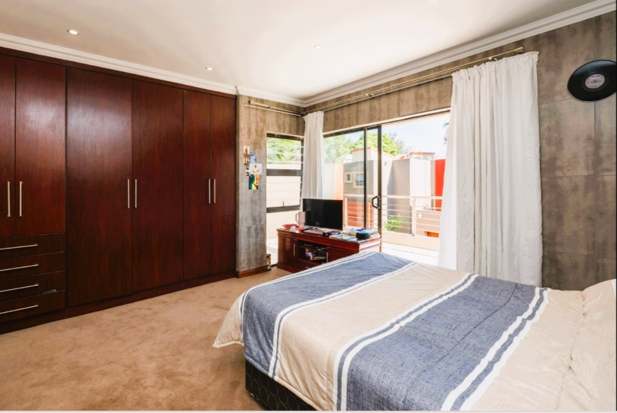 3 Bedroom Property for Sale in Bedfordview Gauteng