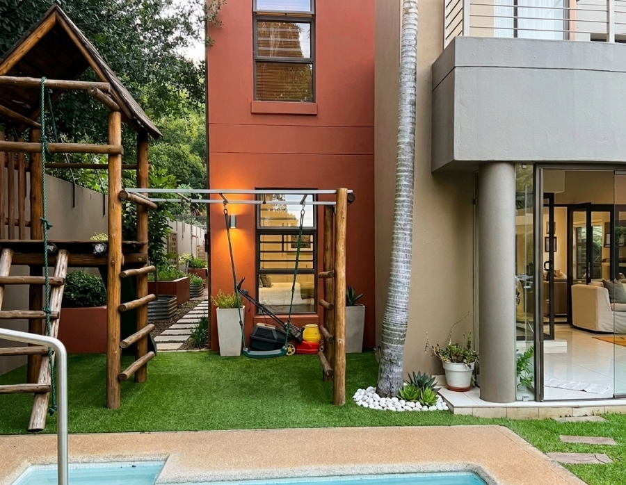 3 Bedroom Property for Sale in Bedfordview Gauteng