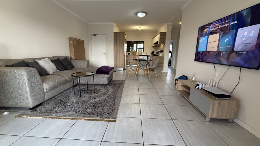 To Let 2 Bedroom Property for Rent in Waterfall Gauteng