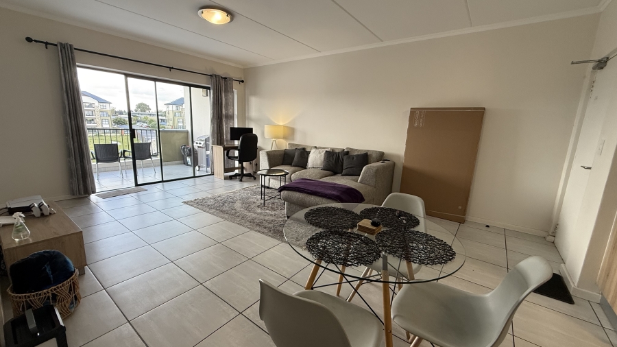 To Let 2 Bedroom Property for Rent in Waterfall Gauteng