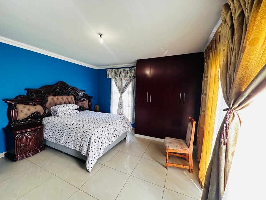 5 Bedroom Property for Sale in Leachville Gauteng