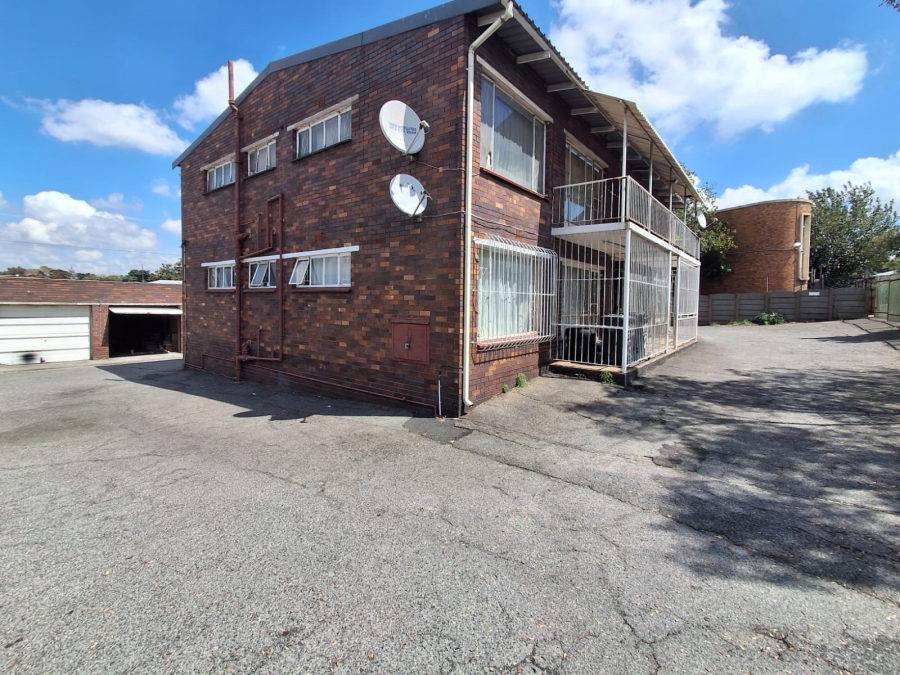 2 Bedroom Property for Sale in Germiston South Gauteng