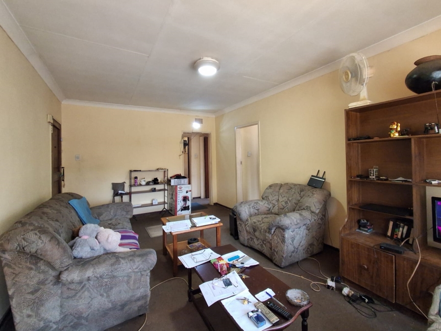 2 Bedroom Property for Sale in Germiston South Gauteng