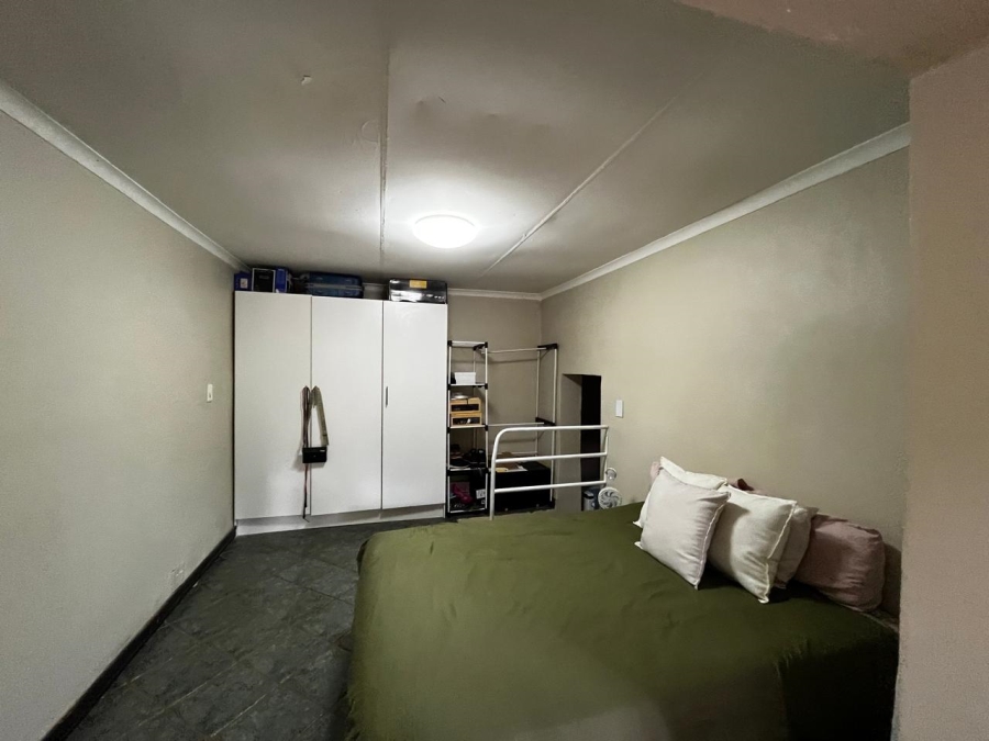 To Let 1 Bedroom Property for Rent in President Park Gauteng