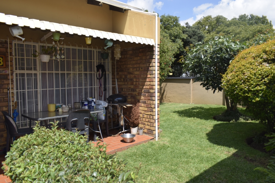 2 Bedroom Property for Sale in Sunward Park Gauteng