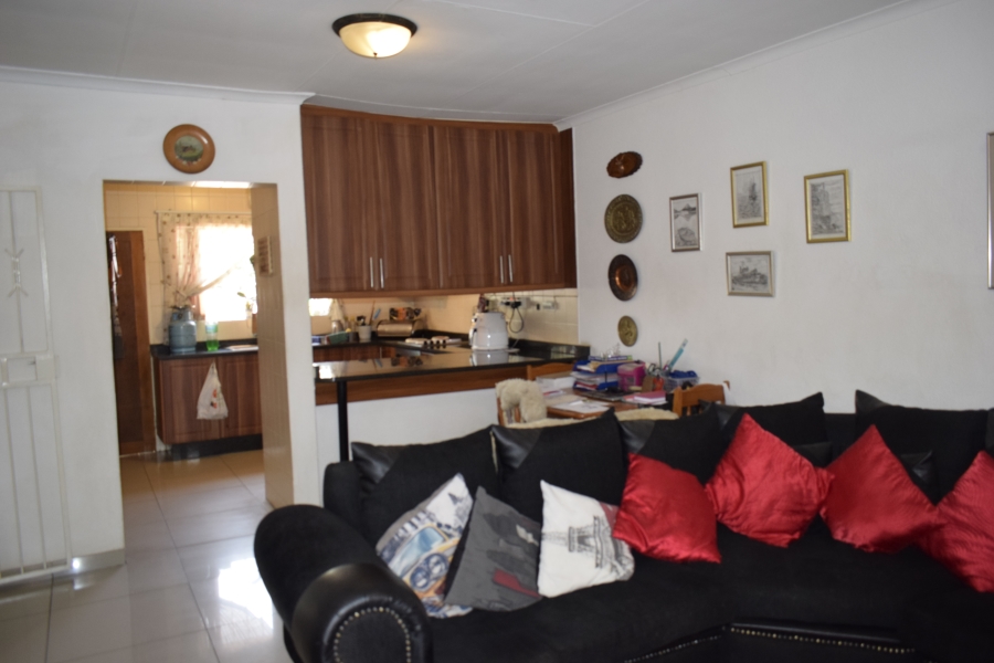 2 Bedroom Property for Sale in Sunward Park Gauteng