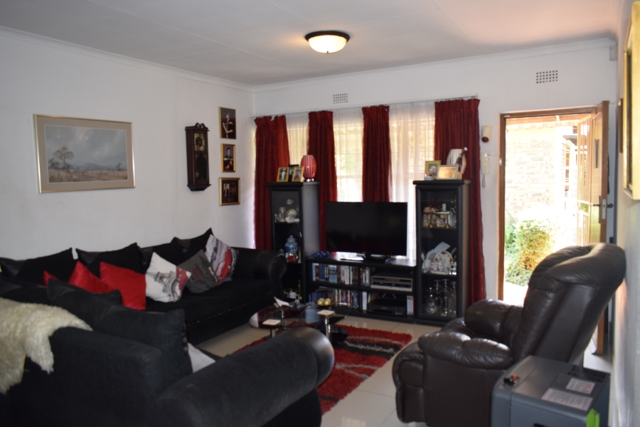 2 Bedroom Property for Sale in Sunward Park Gauteng