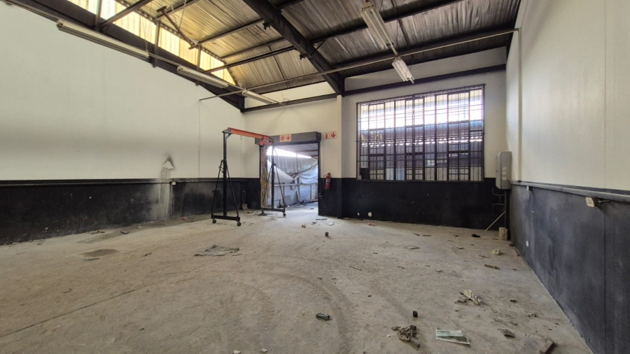 To Let commercial Property for Rent in Silvertondale Gauteng