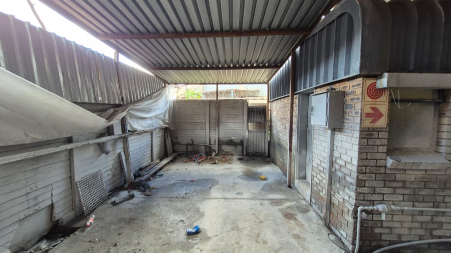 To Let commercial Property for Rent in Silvertondale Gauteng