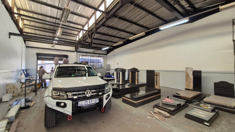 To Let commercial Property for Rent in Silvertondale Gauteng