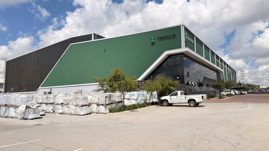 To Let commercial Property for Rent in Louwlardia Gauteng