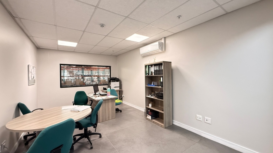 To Let commercial Property for Rent in Louwlardia Gauteng