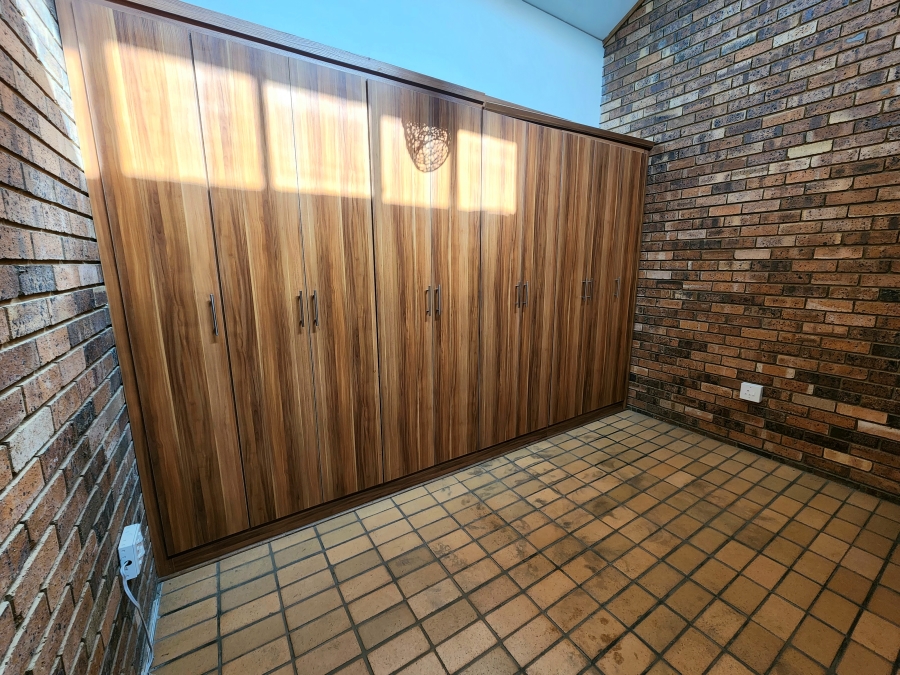 To Let 2 Bedroom Property for Rent in Sable Hills Gauteng