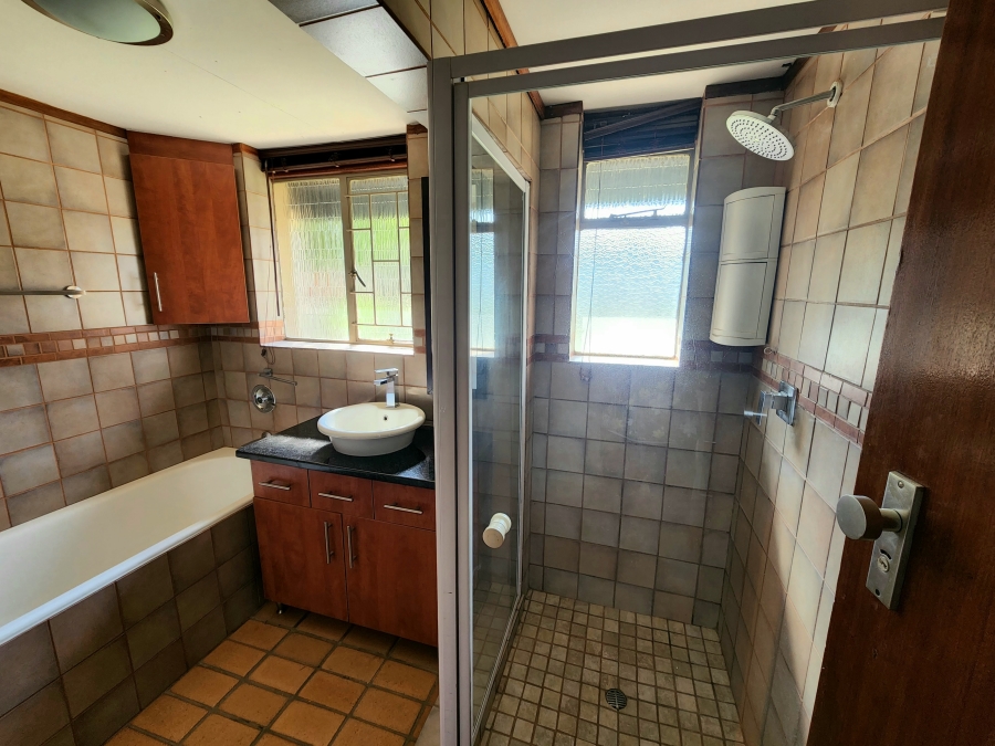 To Let 2 Bedroom Property for Rent in Sable Hills Gauteng