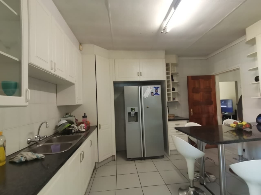 4 Bedroom Property for Sale in Brackenhurst Gauteng