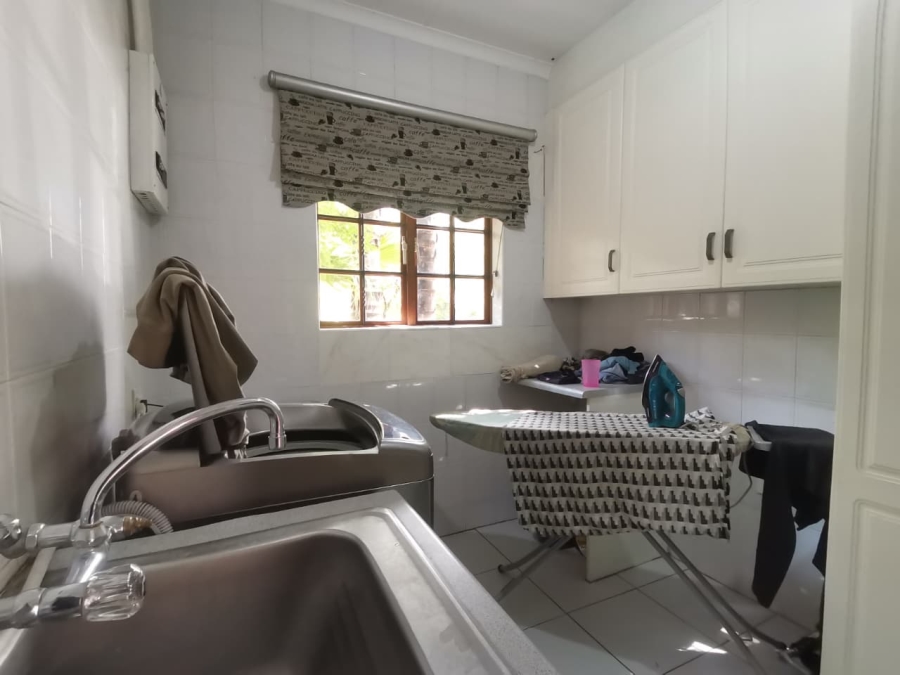 4 Bedroom Property for Sale in Brackenhurst Gauteng
