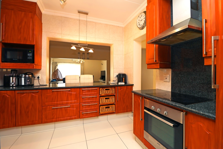 To Let 4 Bedroom Property for Rent in Craigavon Gauteng