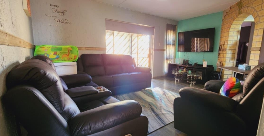 2 Bedroom Property for Sale in Winchester Hills Gauteng