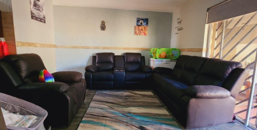 2 Bedroom Property for Sale in Winchester Hills Gauteng