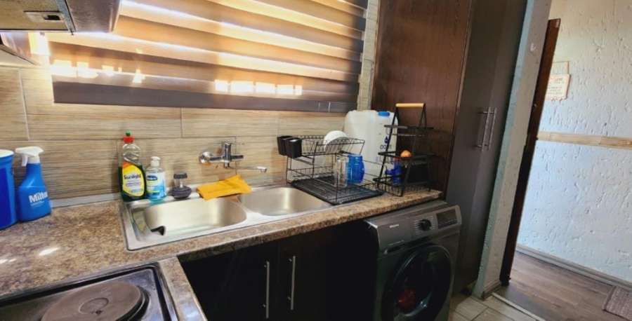 2 Bedroom Property for Sale in Winchester Hills Gauteng