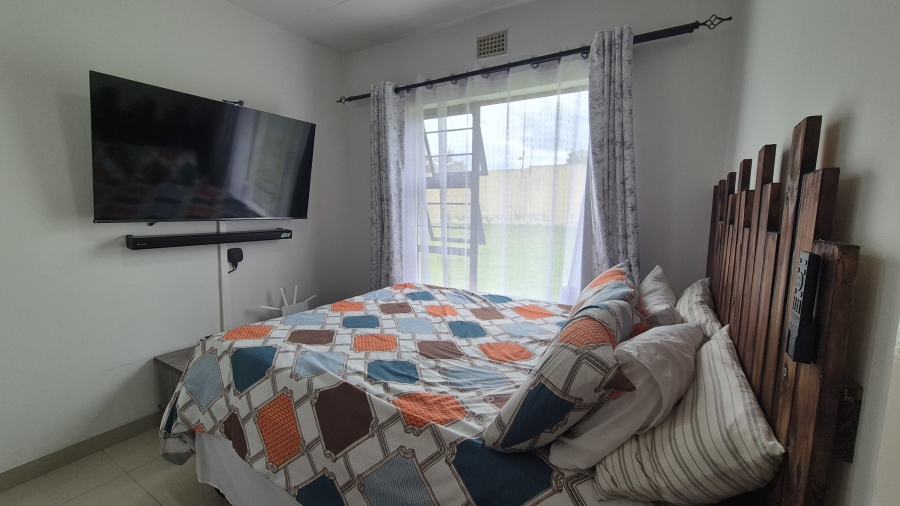 1 Bedroom Property for Sale in Parkrand Gauteng