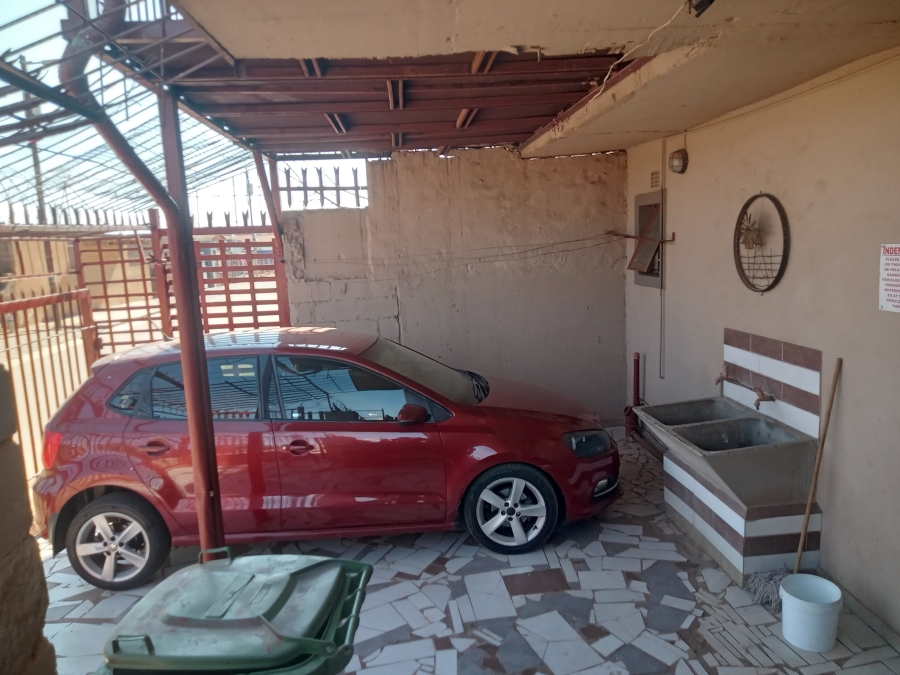 Commercial Property for Sale in Klipfontein Gauteng
