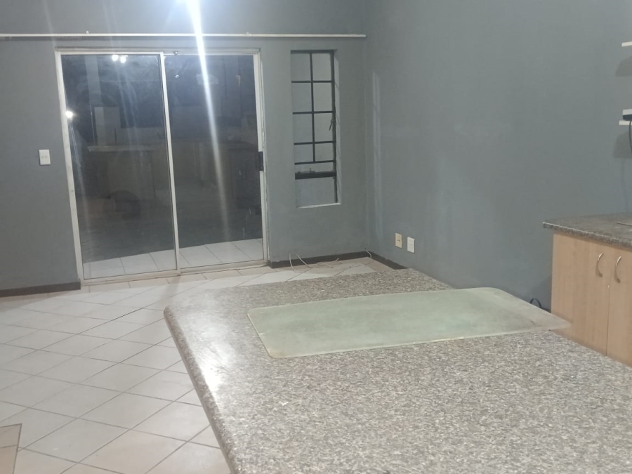 2 Bedroom Property for Sale in The Orchards Gauteng