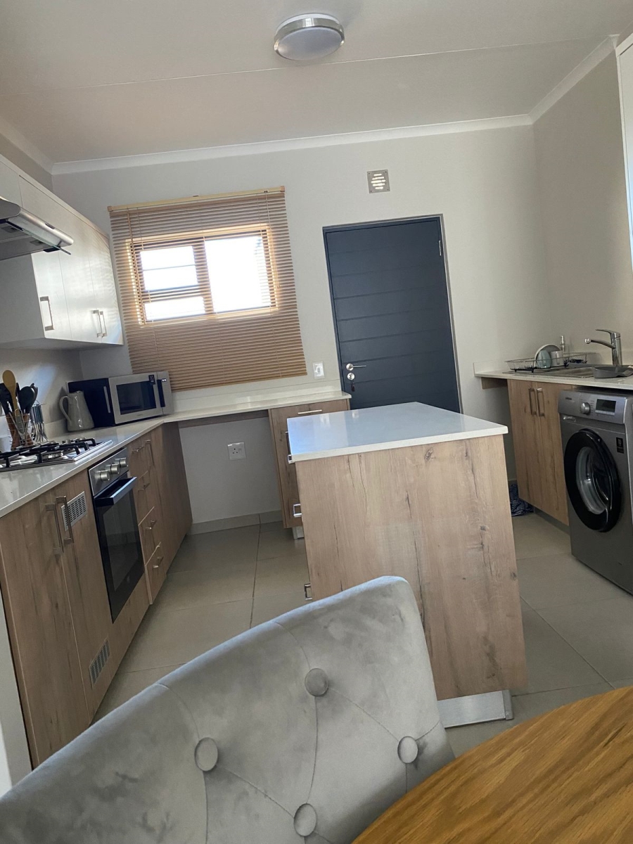 To Let 2 Bedroom Property for Rent in Fourways Gauteng