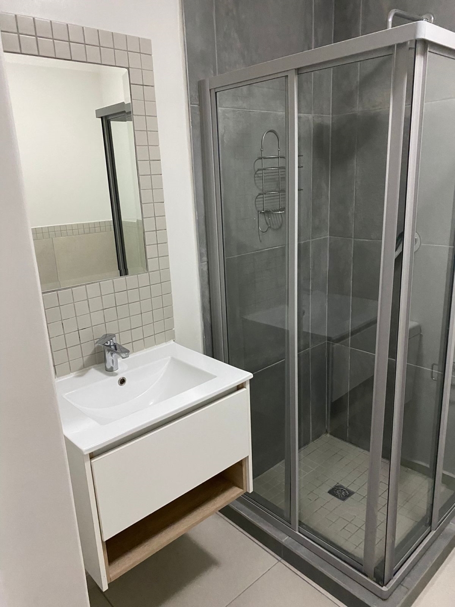 To Let 2 Bedroom Property for Rent in Fourways Gauteng