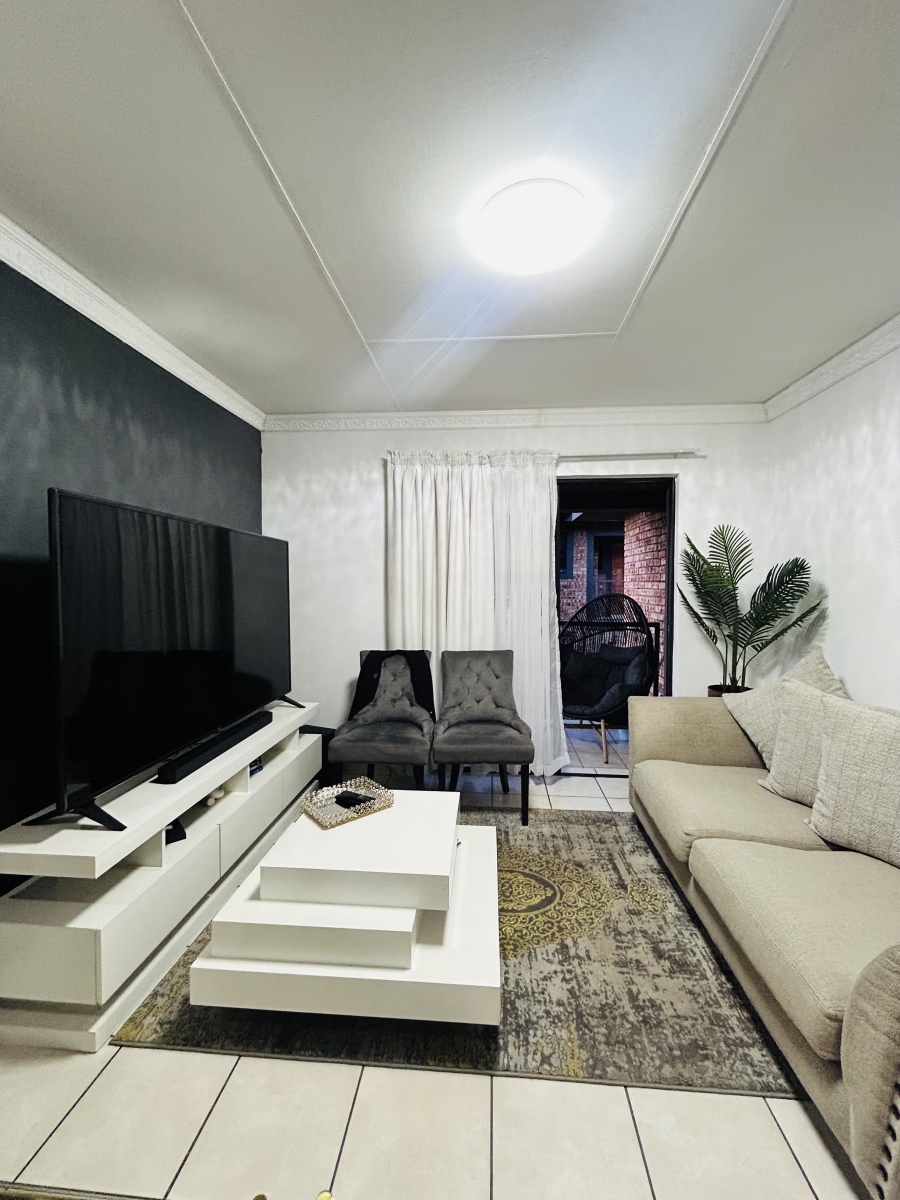 2 Bedroom Property for Sale in Rynfield A H Gauteng