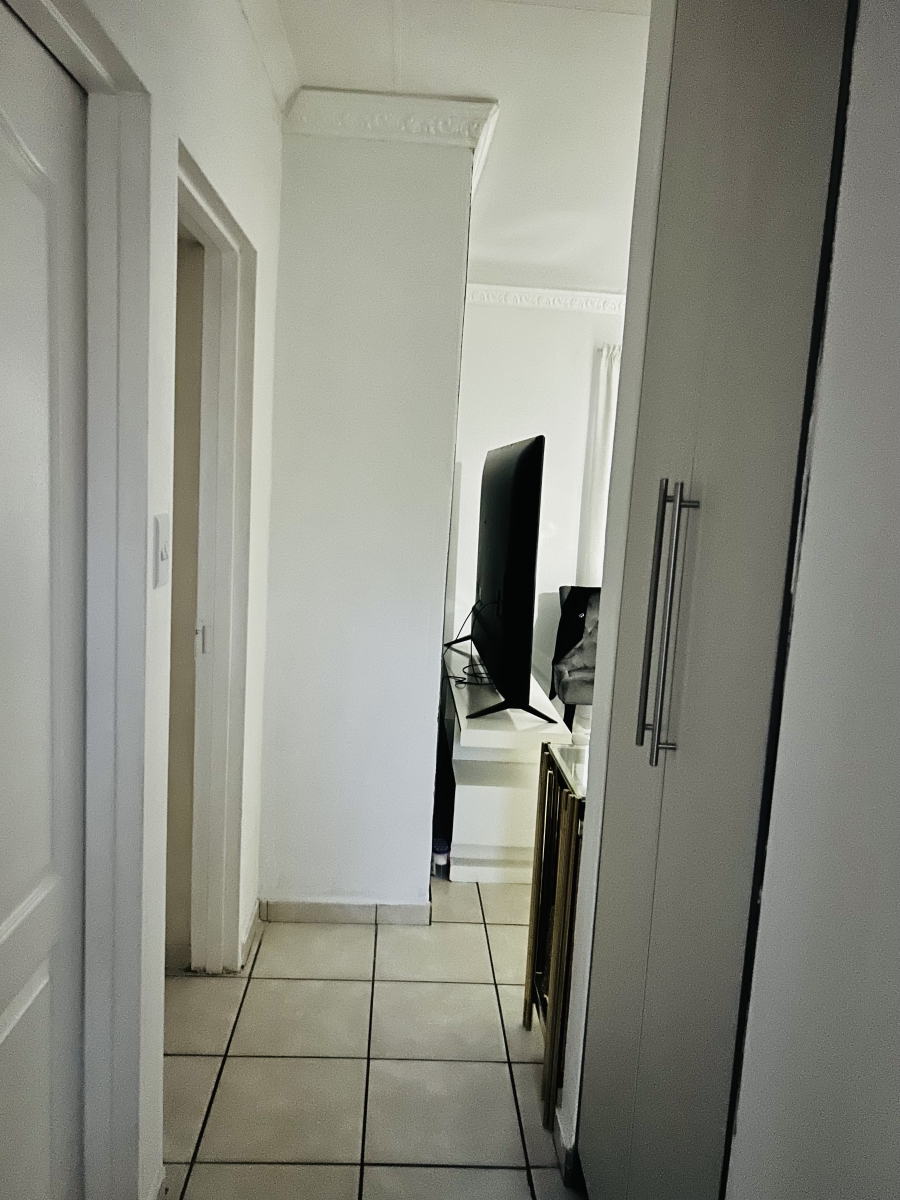 2 Bedroom Property for Sale in Rynfield A H Gauteng