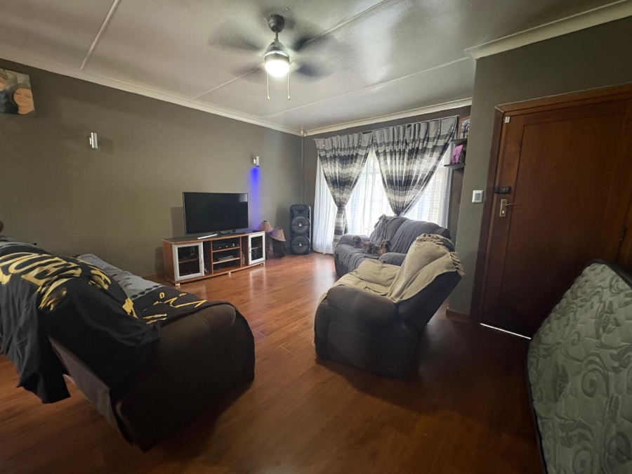 4 Bedroom Property for Sale in Three Rivers Gauteng