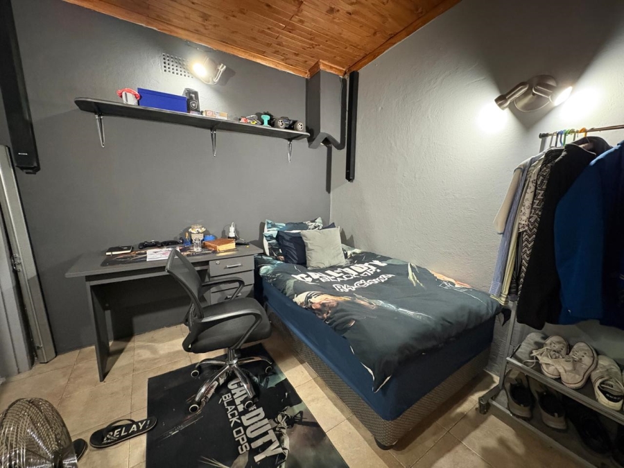 4 Bedroom Property for Sale in Three Rivers Gauteng