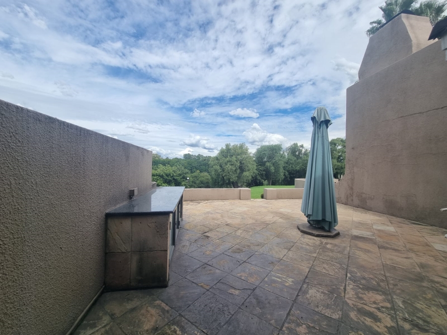 2 Bedroom Property for Sale in Peacehaven Gauteng