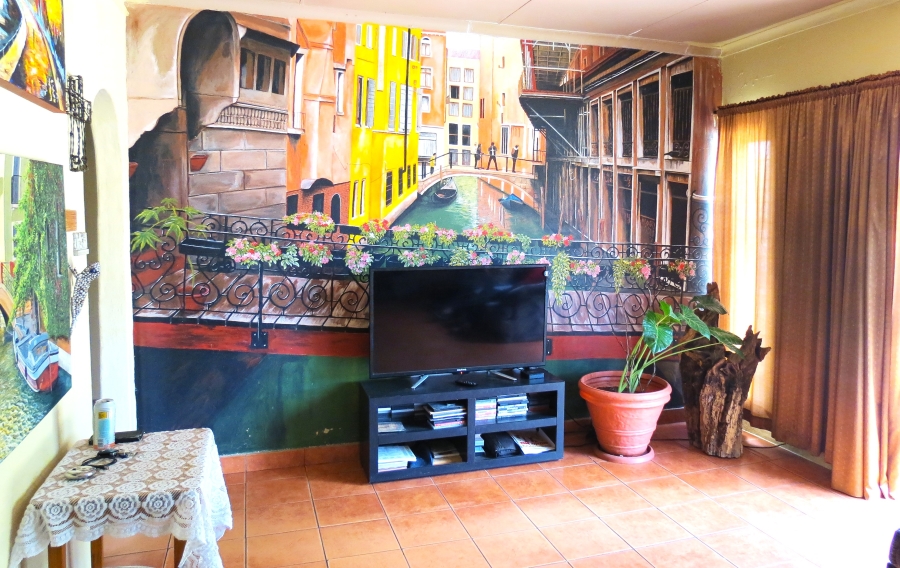 4 Bedroom Property for Sale in Mindalore Gauteng