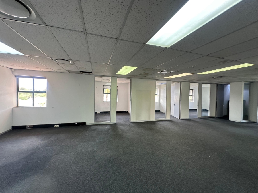 To Let commercial Property for Rent in Hyde Park Gauteng