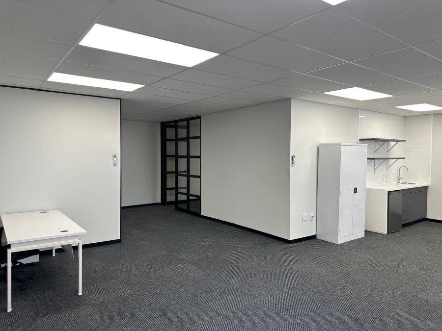 To Let commercial Property for Rent in Hyde Park Gauteng