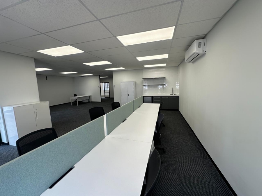 To Let commercial Property for Rent in Hyde Park Gauteng