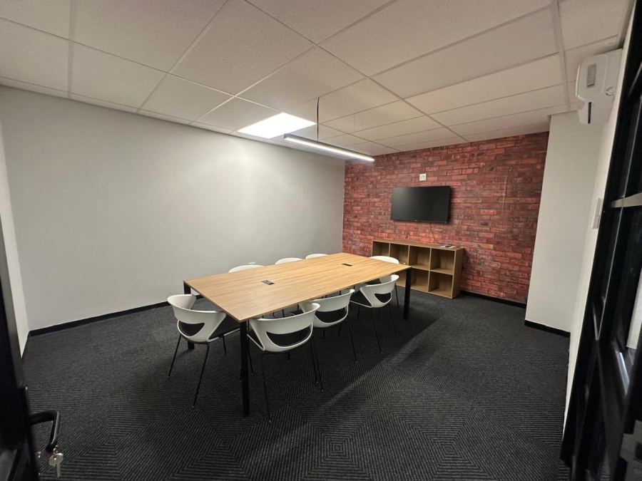 To Let commercial Property for Rent in Hyde Park Gauteng