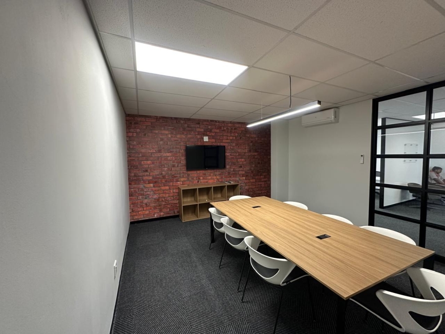 To Let commercial Property for Rent in Hyde Park Gauteng