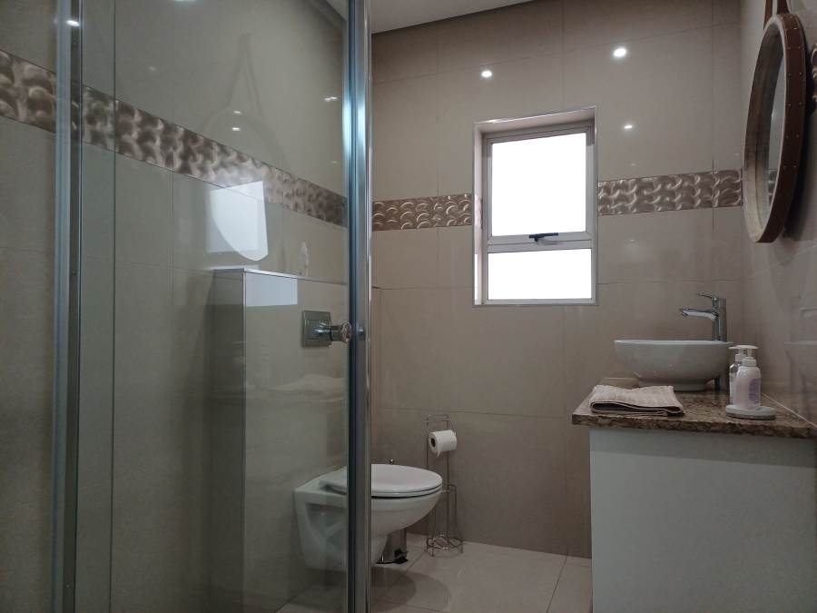 To Let commercial Property for Rent in Edenvale Central Gauteng