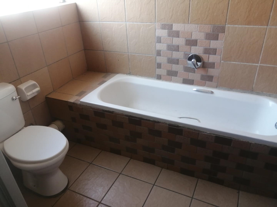 2 Bedroom Property for Sale in Greenhills Ext 3 Gauteng