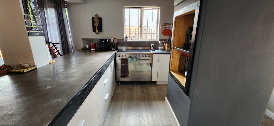 2 Bedroom Property for Sale in St Andrews Gauteng